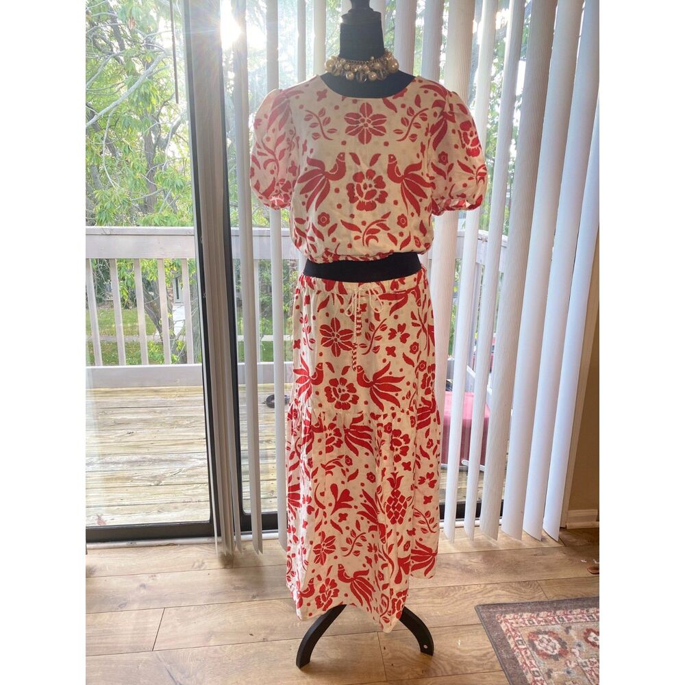 Cupcakes & Cashmere 2 Piece Set Red Floral Bird Print Maxi Skirt Puff Sleeve Top